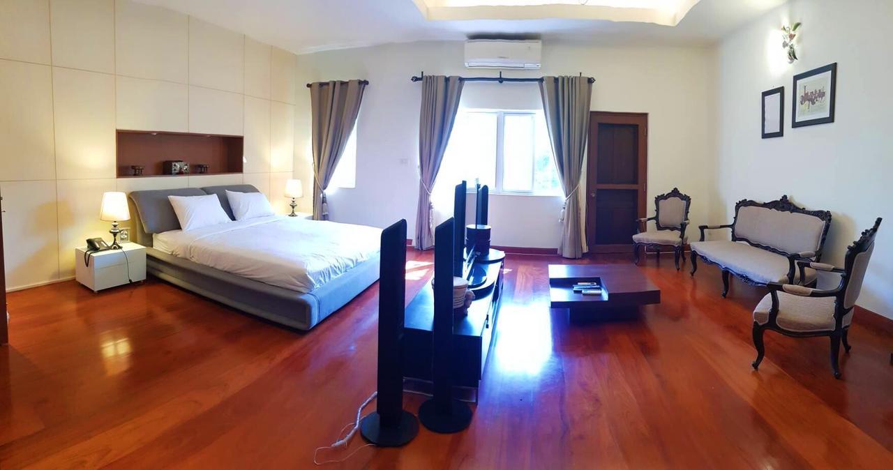 Prompimarn Villa Toscana Bangkok Exterior photo